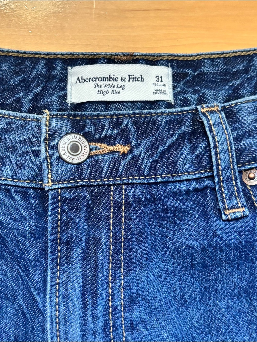 Abercrombie & Fitch The Wide Leg High Rise Jeans Womens Size 31 Blue Denim - Picture 3 of 4